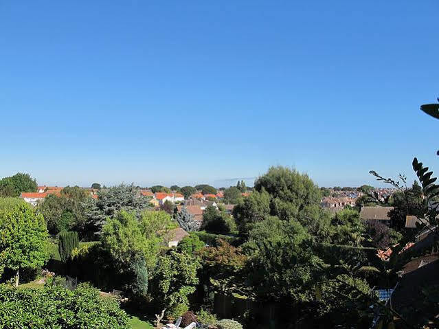 Sunnycroft Bed and Breakfast Deal Exteriör bild